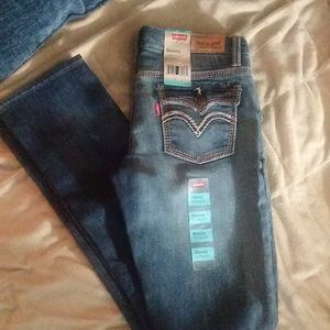 Levi Jeans w/tags